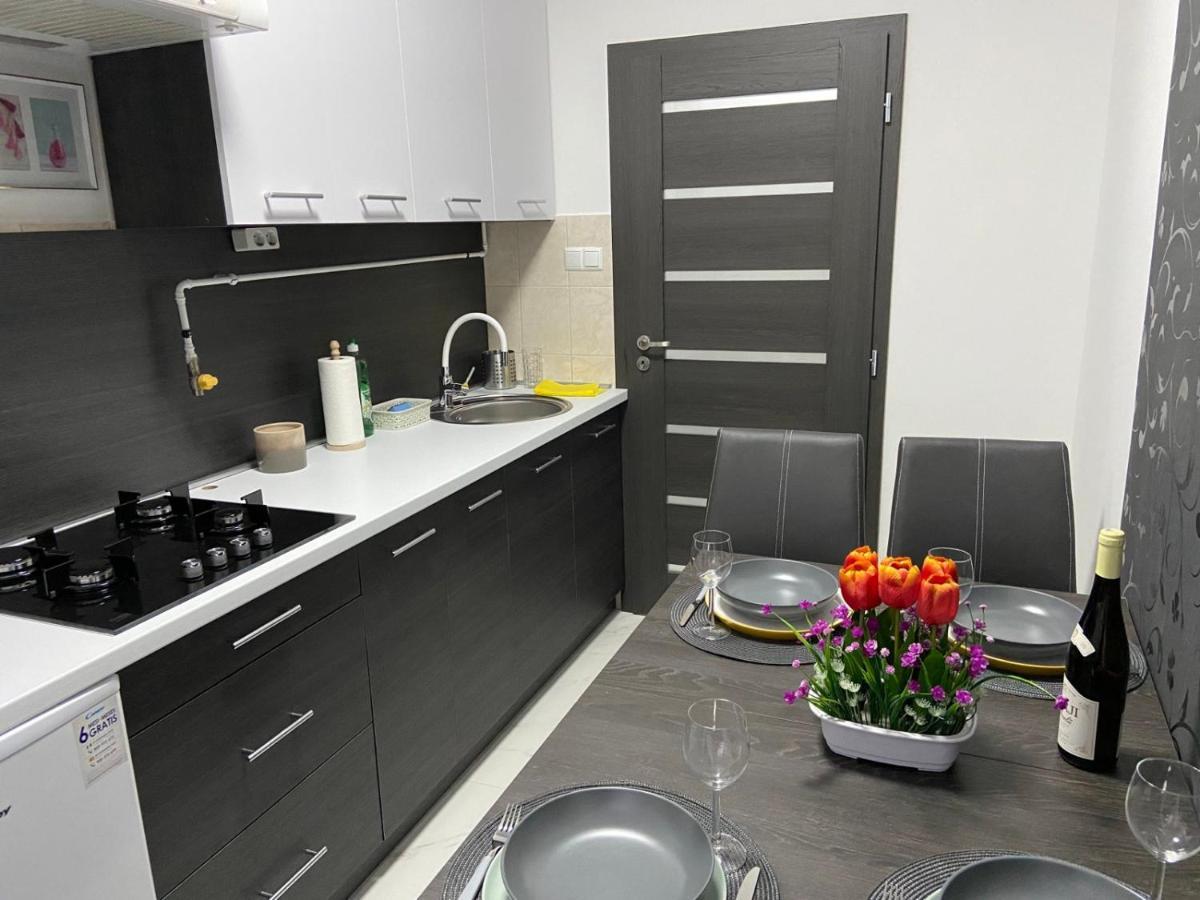 Melinda Apartman Kisvarda Bagian luar foto