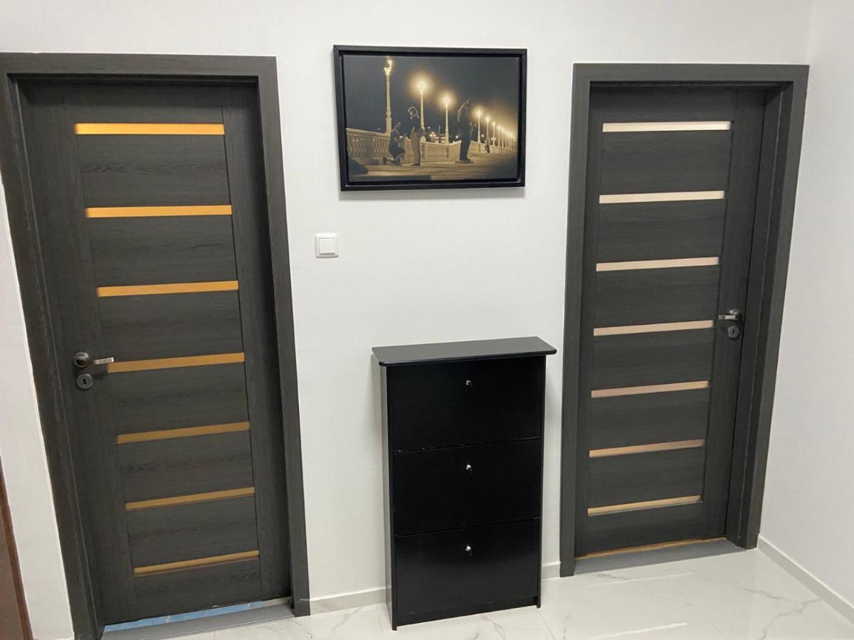 Melinda Apartman Kisvarda Bagian luar foto