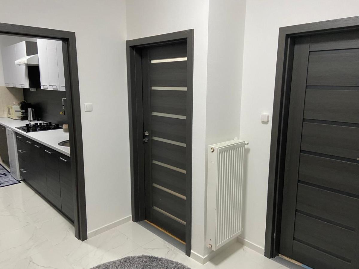 Melinda Apartman Kisvarda Bagian luar foto