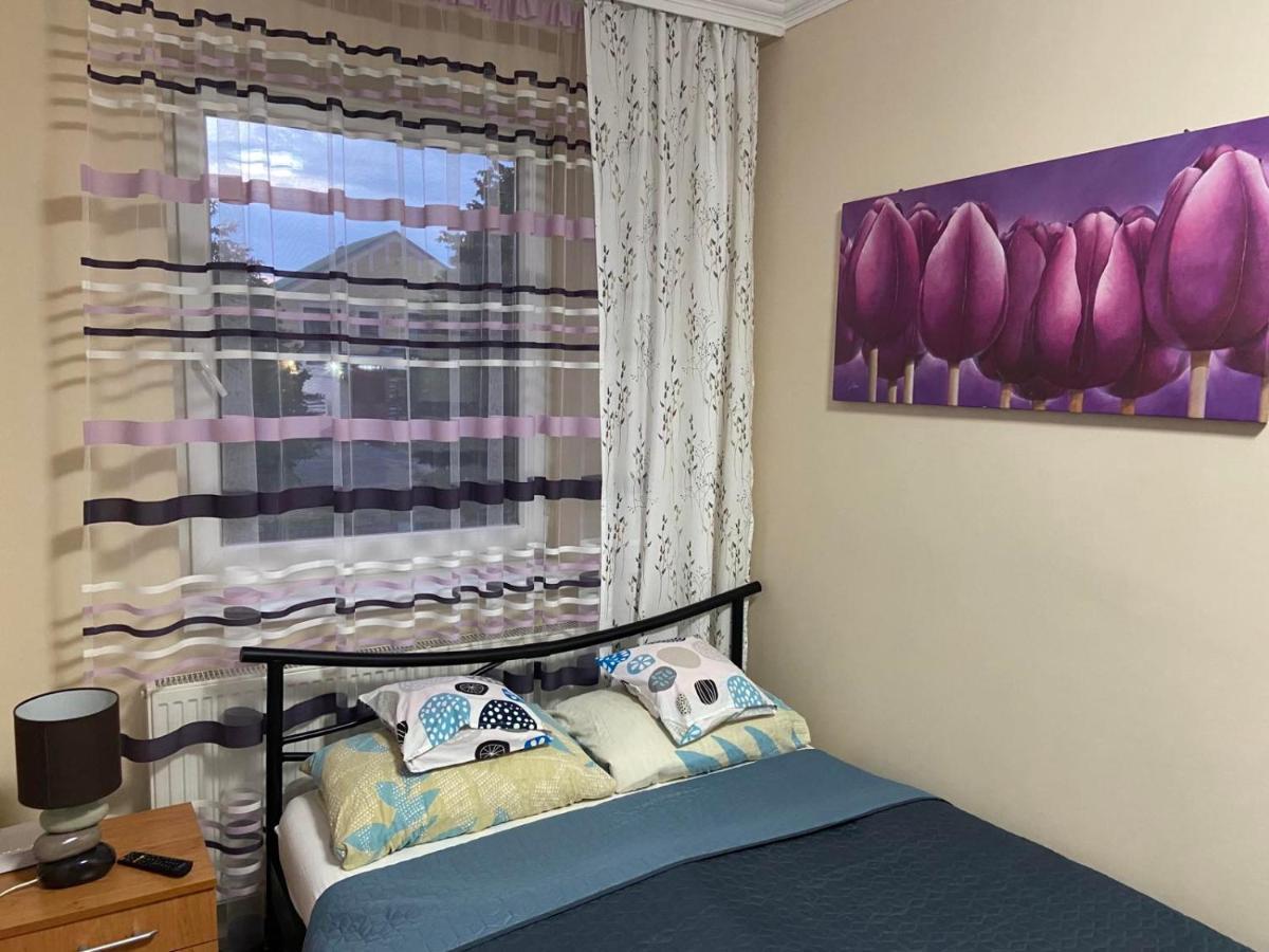 Melinda Apartman Kisvarda Bagian luar foto